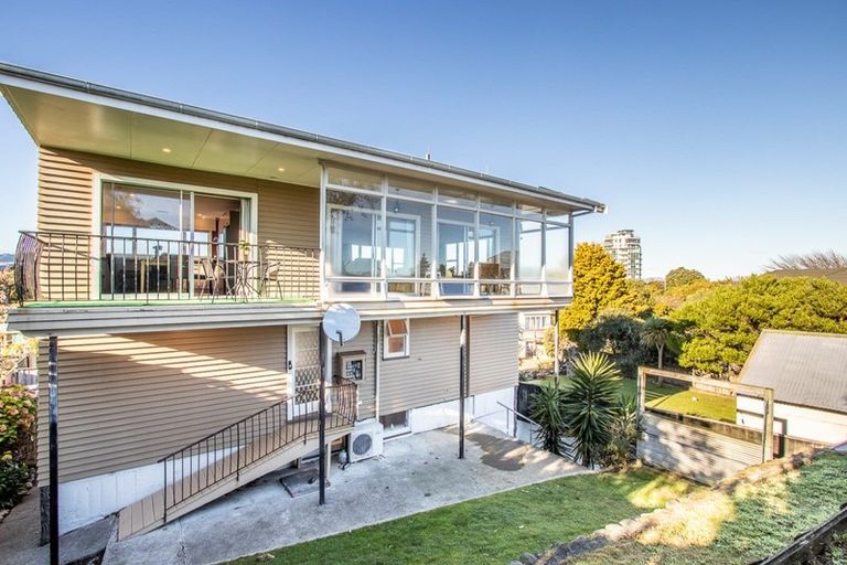 Photo of property in 29a Golf Road, Paraparaumu Beach, Paraparaumu, 5032