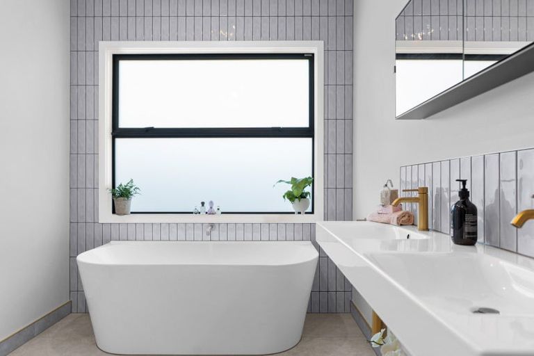 Photo of property in 42 Orchard Road, Greytown, 5712