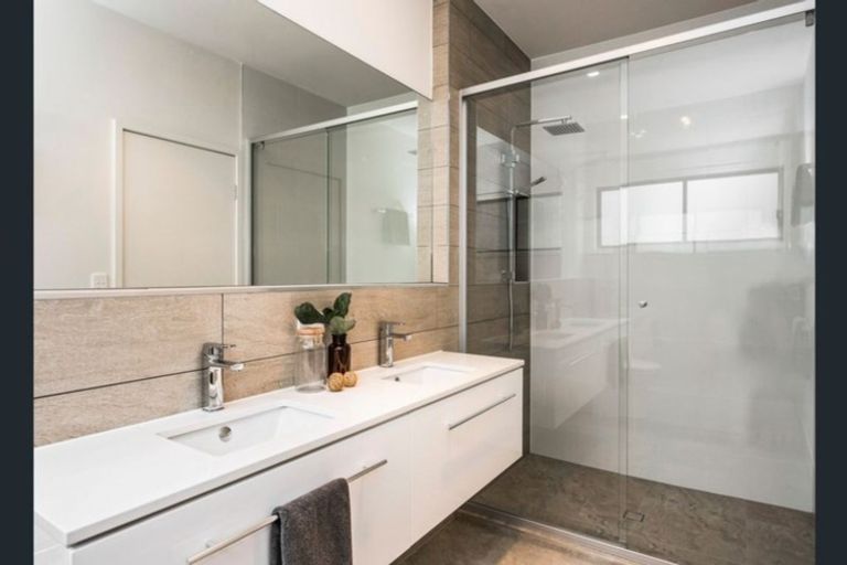 Photo of property in 14 Aotea Drive, Aotea, Porirua, 5024