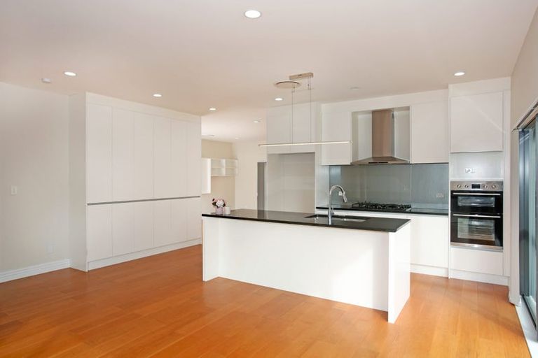 Photo of property in 21 Francesco Drive, Karaka, Papakura, 2113