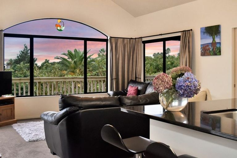 Photo of property in 14 Tupelo Place, Ohauiti, Tauranga, 3112