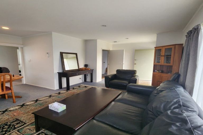 Photo of property in 38a Whiteacres Drive, Sunnyhills, Auckland, 2010