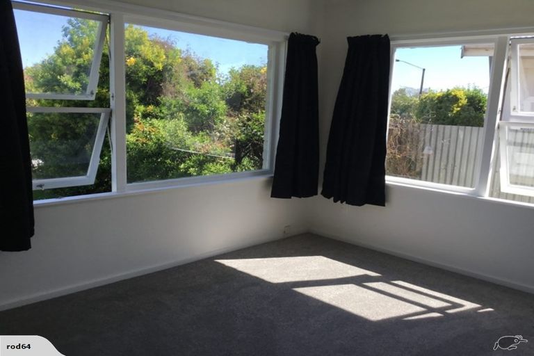 Photo of property in 30 Rochester Street, Tamatea, Napier, 4112