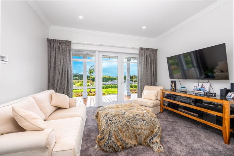 Photo of property in 9 Lone Gum Lane, Kerikeri, 0230