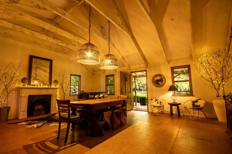 Photo of property in 201 Lochiel Branxholme Road, Lochiel, Winton, 9781