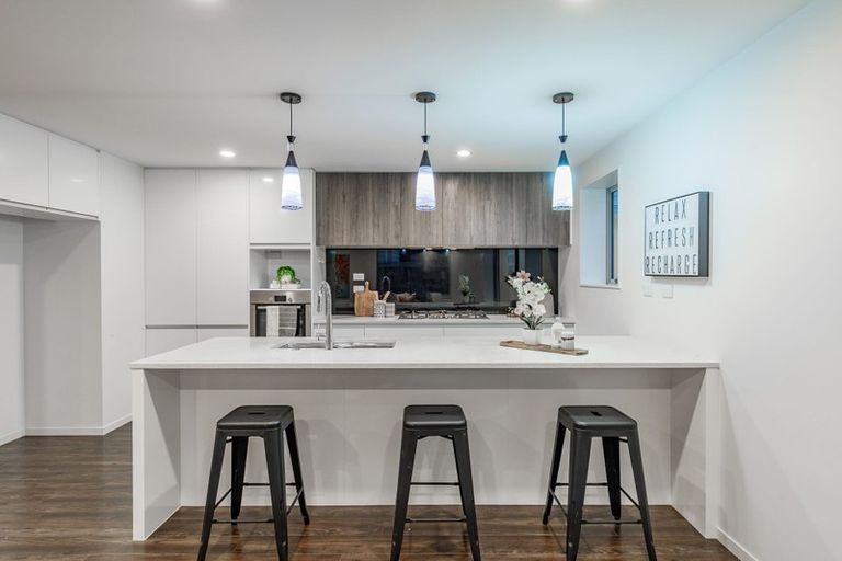 Photo of property in 3 Tuangi Street, Long Bay, Auckland, 0630