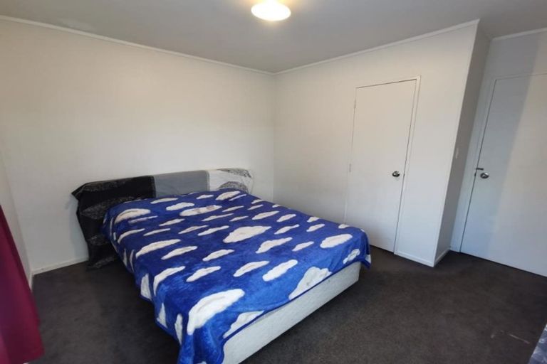 Photo of property in 73 Chichester Drive, Rosehill, Papakura, 2113