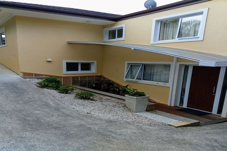 Photo of property in 12 Viridian Lane, Greenhithe, Auckland, 0632