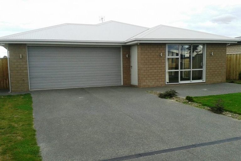 Photo of property in 9 Aroha Street, Pegasus, 7612