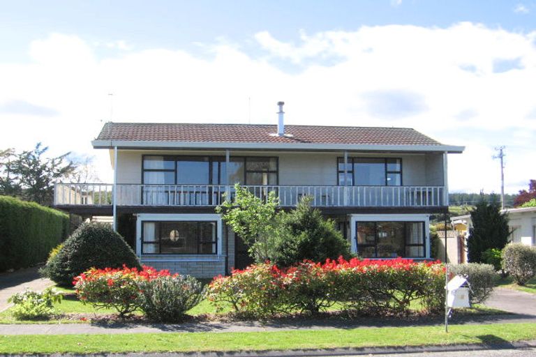 Photo of property in 39 Mahuta Road, Waitahanui, Taupo, 3378