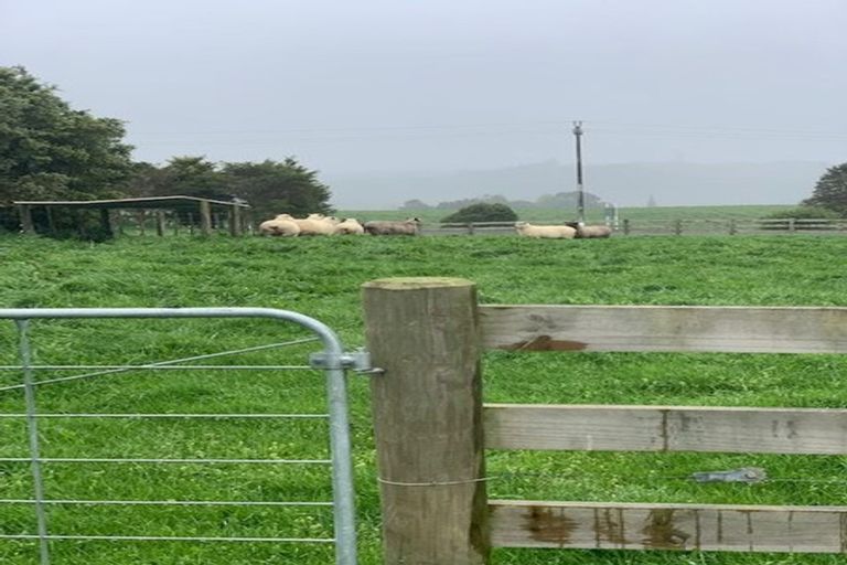 Photo of property in 18 Falls Road, Hunua, Papakura, 2583