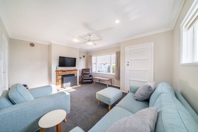 Photo of property in 5 Lane Street, Wallaceville, Upper Hutt, 5018