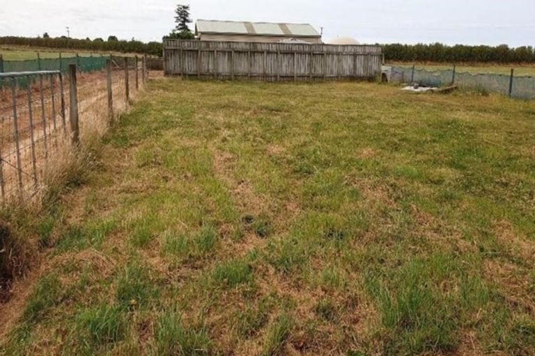 Photo of property in 20 Kaharoa Road, Patea, 4597