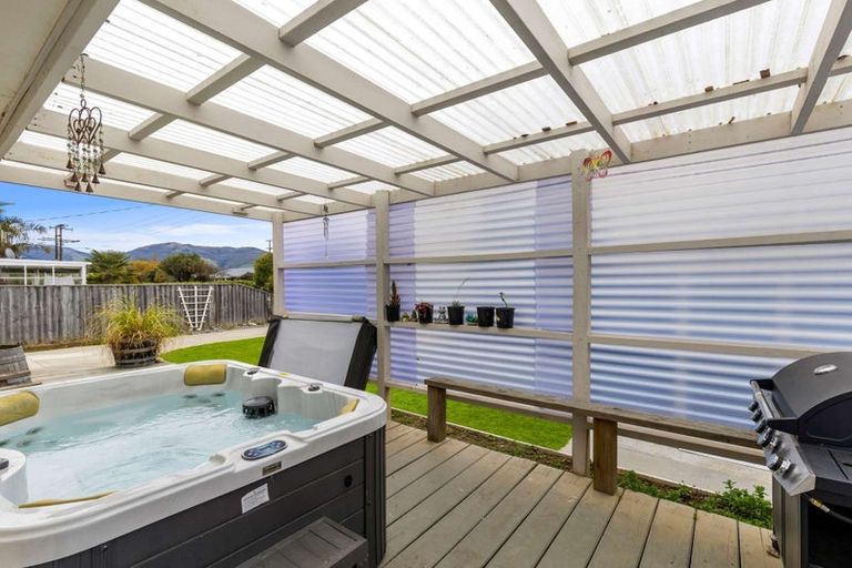 Photo of property in 11 Mcglashen Street, Motueka, 7120