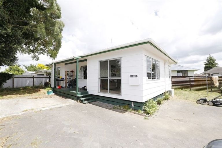 Photo of property in 39c Avalon Drive, Nawton, Hamilton, 3200