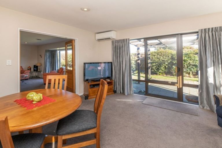 Photo of property in 45 Munro Street, Redwood, Christchurch, 8051
