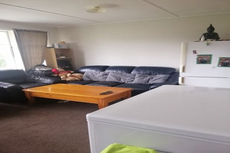 Photo of property in 3/24 Pomaria Road, Henderson, Auckland, 0610