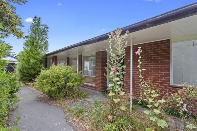 Photo of property in 257 Fifield Terrace, Opawa, Christchurch, 8023