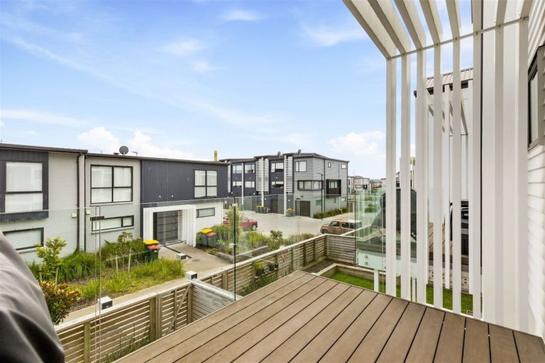 Photo of property in 13 Glenae Lane, Hobsonville, Auckland, 0618