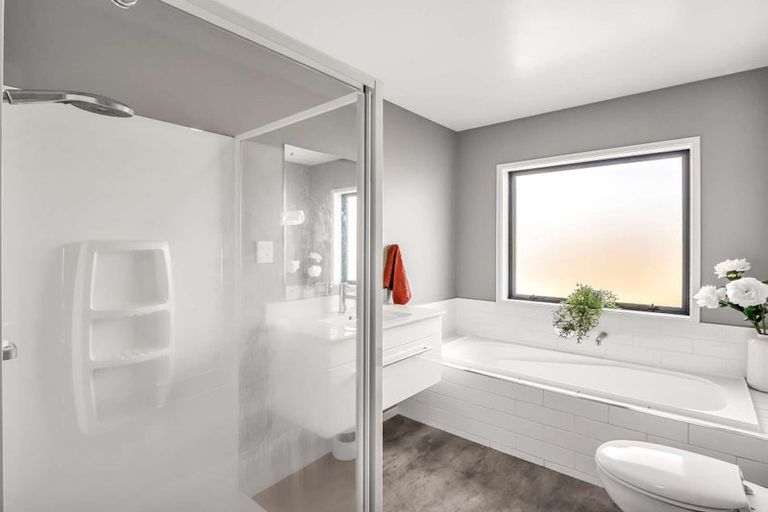 Photo of property in 7 Lambies Street, Marshland, Christchurch, 8083