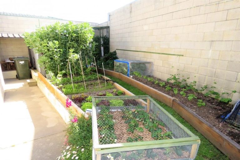 Photo of property in 12 Walbrook Crescent, Oamaru North, Oamaru, 9400