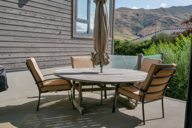 Photo of property in 187 Stone Street, Wanaka, 9305