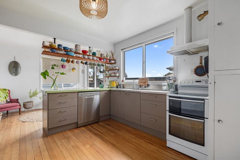 Photo of property in 584 Maunganui Road, Mount Maunganui, 3116