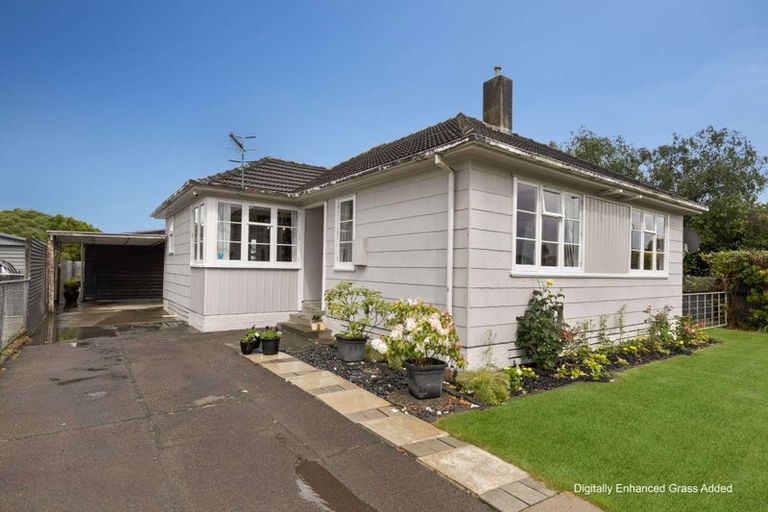 Photo of property in 18 Tweed Street, Roslyn, Palmerston North, 4414