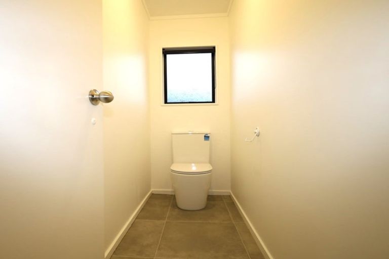 Photo of property in 9b Hayley Grove, Papamoa Beach, Papamoa, 3118