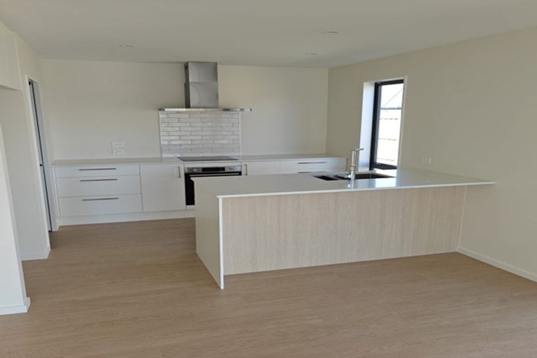 Photo of property in 10 Fernbird Road, Rolleston, 7678