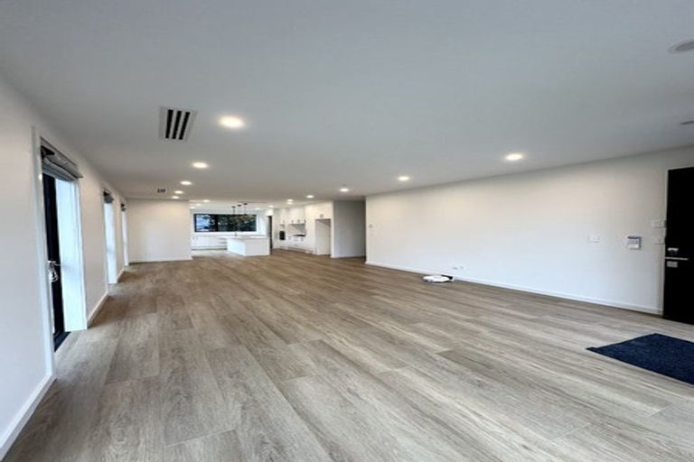 Photo of property in 12 Notre Dame Way, Albany, Auckland, 0632