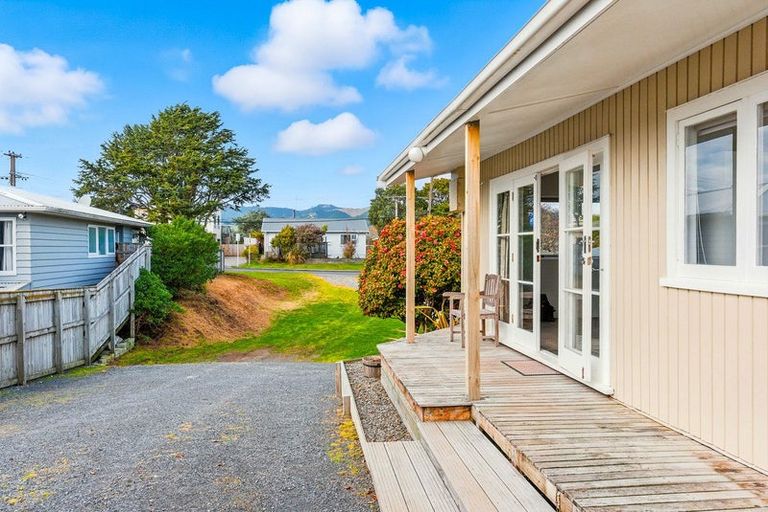 Photo of property in 47 Gray Avenue, Paraparaumu Beach, Paraparaumu, 5032