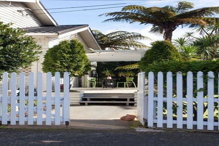 Photo of property in 22 Selwyn Road, Epsom, Auckland, 1023