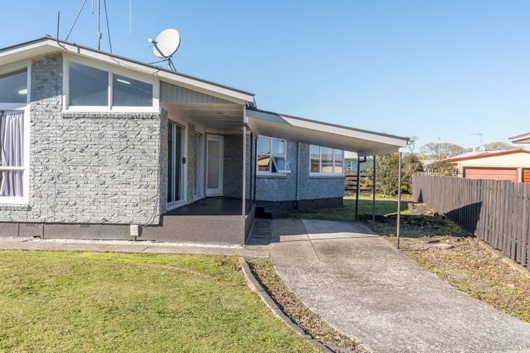 Photo of property in 10 Bremridge Place, Melville, Hamilton, 3206