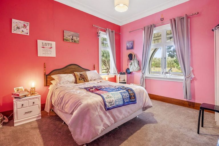 Photo of property in 157 Riccarton Road West, Mosgiel, 9092