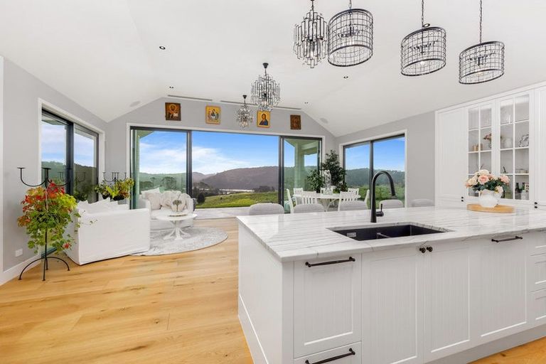 Photo of property in 135 Okura River Road, Okura, Albany, 0792