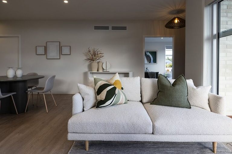 Photo of property in 5b Yates Place, Amberley, 7410