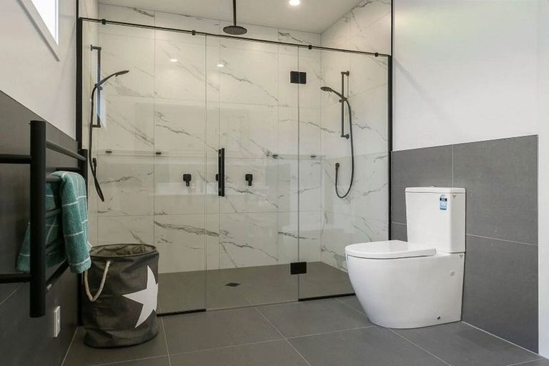 Photo of property in 5 Alan Livingston Drive, Cambridge, 3434