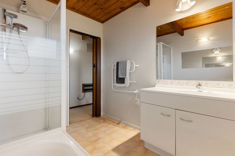 Photo of property in 1a Constance Street, Queenwood, Hamilton, 3210