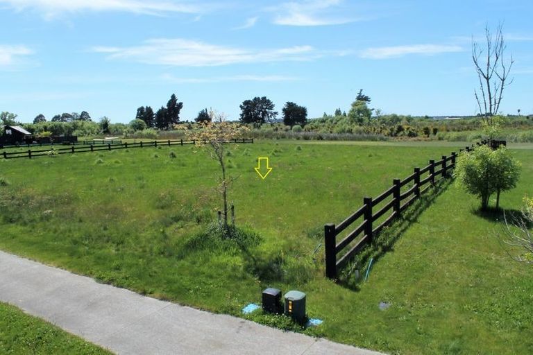 Photo of property in 32 Mapleham Drive, Pegasus, 7612