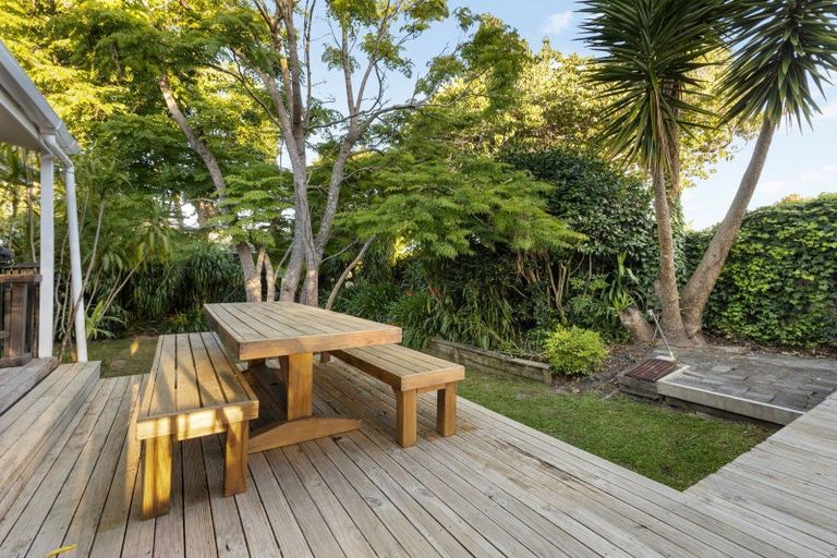 Photo of property in 87 Clarkin Road, Fairfield, Hamilton, 3214