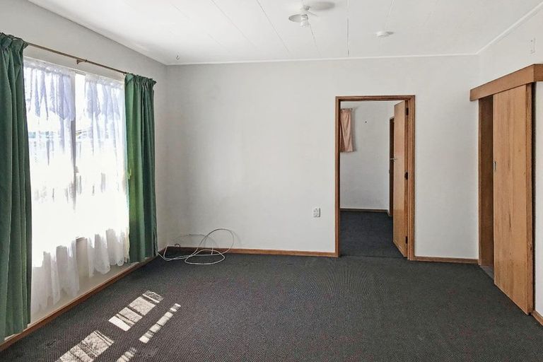 Photo of property in 16 Veronica Avenue, Marewa, Napier, 4110