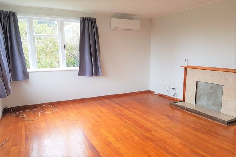 Photo of property in 105 Hampshire Street, Cannons Creek, Porirua, 5024
