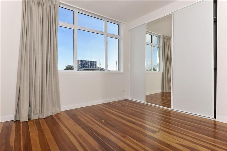 Photo of property in 944a New North Road, Mount Albert, Auckland, 1025