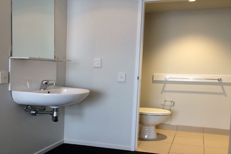 Photo of property in 12/31 Poulson Street, Addington, Christchurch, 8024