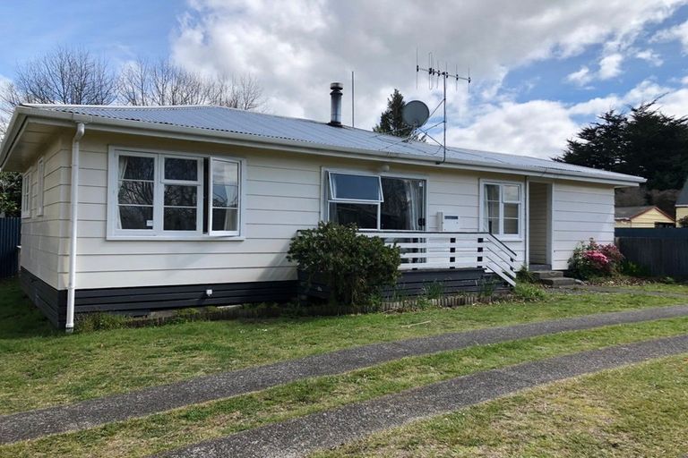 Photo of property in 5 Rea Grove, Turangi, 3334