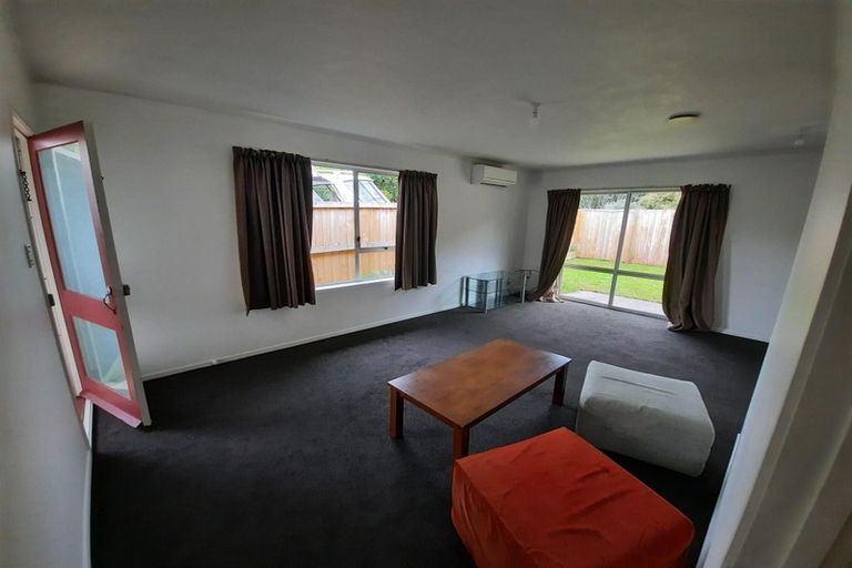 Photo of property in 2/60 Aurea Avenue, Pakuranga, Auckland, 2010
