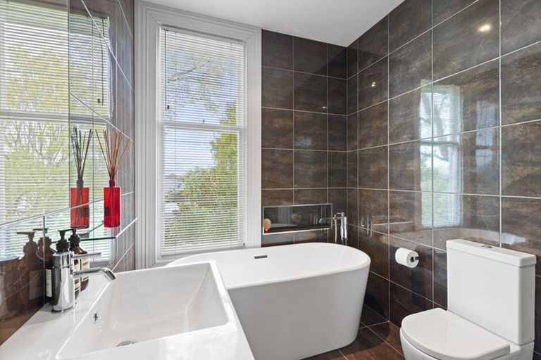 Photo of property in 40 Mansfield Avenue, St Albans, Christchurch, 8014