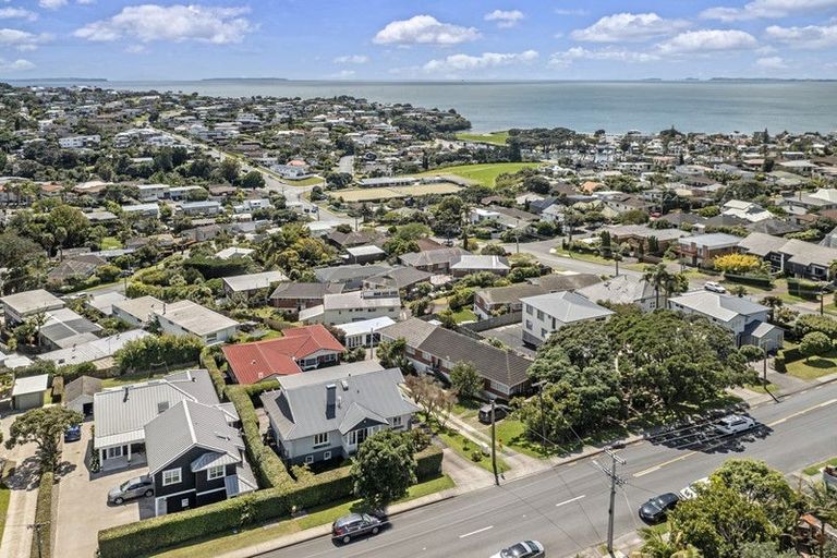 Photo of property in 1/41 East Coast Road, Milford, Auckland, 0620