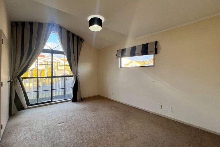 Photo of property in 1 Northwood Close, Woodridge, Wellington, 6037